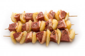 Brochette de canard marinee